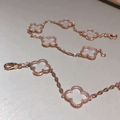 [LUCKY LOVE]CLOVER 5 MOTIF ROCK CRYSTAL BRACELET