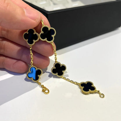 [LUCKY LOVE] CLOVER 5 MOTIF ONYXS BRACELET COLLECTION
