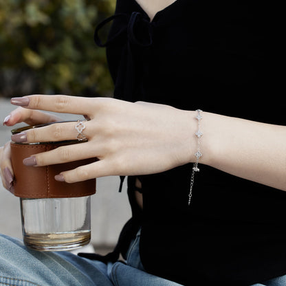 [LUCKY LOVE]Four-Leaf Clover Hollow Butterfly Bracelet