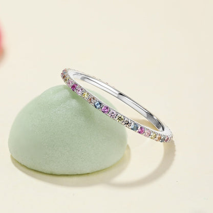 [LUCKY LOVE]Ornate Colorful Round Cut Tennis Ring
