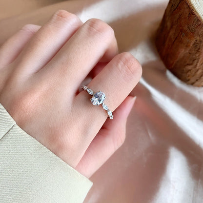[LUCKY LOVE]0.75 Carat Luxurious Vibrant Elongated Cushion Cut Daily Ring