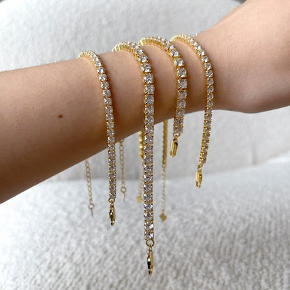 [LUCKY LOVE]Sparkling Radiant Princess Cut Tennis Bracelet