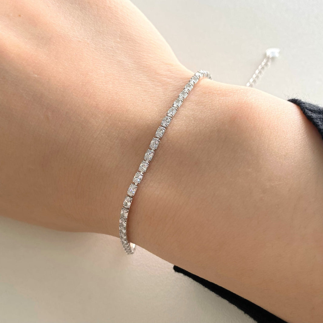 [LUCKY LOVE]Elegant Emerald Cut Daily Bracelet