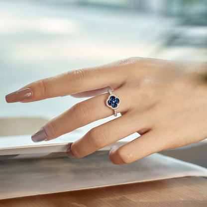 [LUCKY LOVE]Four Leaf Clover Flower Design Ring