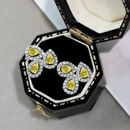 [LUCKY LOVE]Ornate Flower Shape Pear Cut Lover Earrings
