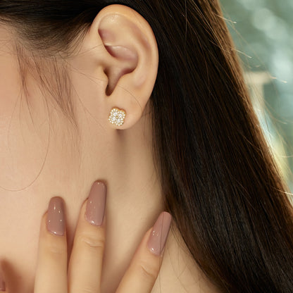 [LUCKY LOVE]Four-Leaf Clover Flower Shaped Earrings