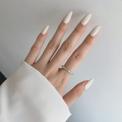 [LUCKY LOVE]Sparkling Round Cut Tennis Ring
