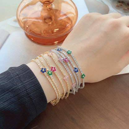 [LUCKY LOVE]Sparkling Flower Shape Tennis Bracelet