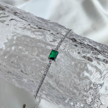 [LUCKY LOVE]1.0 Carat Unique Emerald Cut Banquet Bracelet