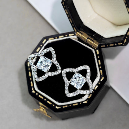 [LUCKY LOVE]Elegant Star Shape Princess Cut Daily Earrings