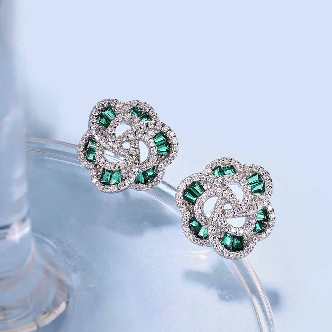 [LUCKY LOVE]Exquisite Flower Shape Daily Earrings