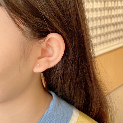 [LUCKY LOVE]Delicate Solitaire Earrings
