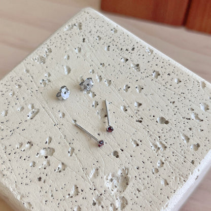 [LUCKY LOVE]Delicate Solitaire Earrings