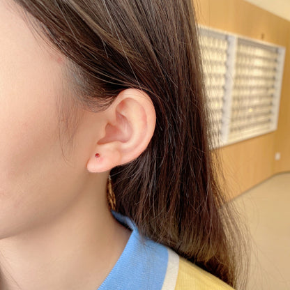[LUCKY LOVE]Delicate Solitaire Earrings