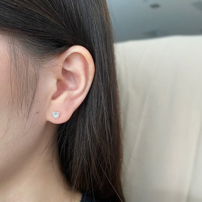 [LUCKY LOVE]Sparkling Heart Shaped Simple Earrings