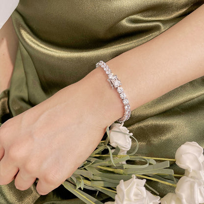 [LUCKY LOVE]Ornate Sparkling Round Cut Wedding Bracelet