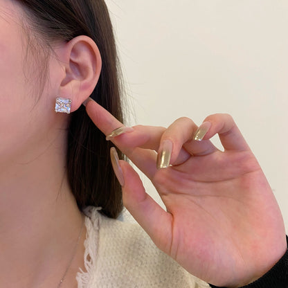 [LUCKY LOVE]Delicate Square Shape Earrings