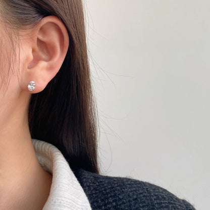 [LUCKY LOVE]Oval Classic Dignified Elegant Earrings