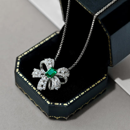 [LUCKY LOVE]Luxurious Flower Shape Emerald Cut Necklace