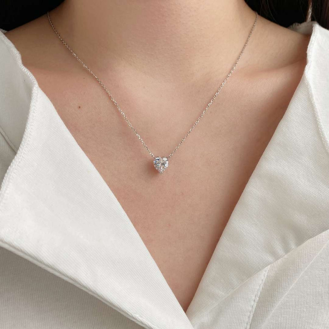 [LUCKY LOVE]Heart Shape Main Stone Pendant Collarbone Necklace