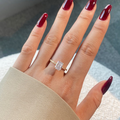 [LUCKY LOVE]2.0 Carat Dazzling Sparkling Radiant Cut Party Ring
