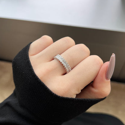 [LUCKY LOVE]Splashy Ornate Emerald Cut Cocktail Ring