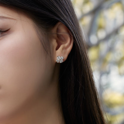 [LUCKY LOVE]Four-Leaf Clover Ball Earrings