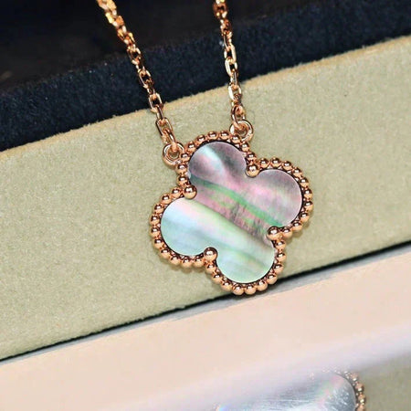 [LUCKY LOVE]CLOVER 15MM  GRAY MOTHER OF PEARL NECKLACE