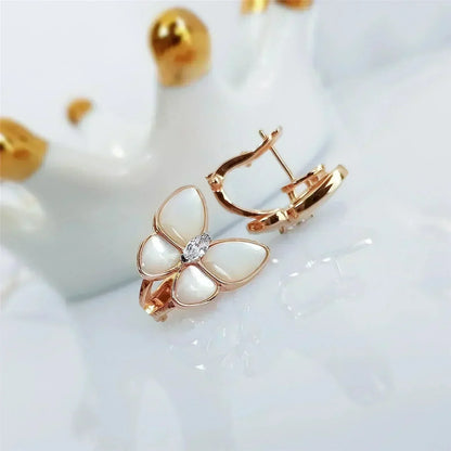 [LUCKY LOVE]BUTTERFLY MOP DIAMOND EARRINGS