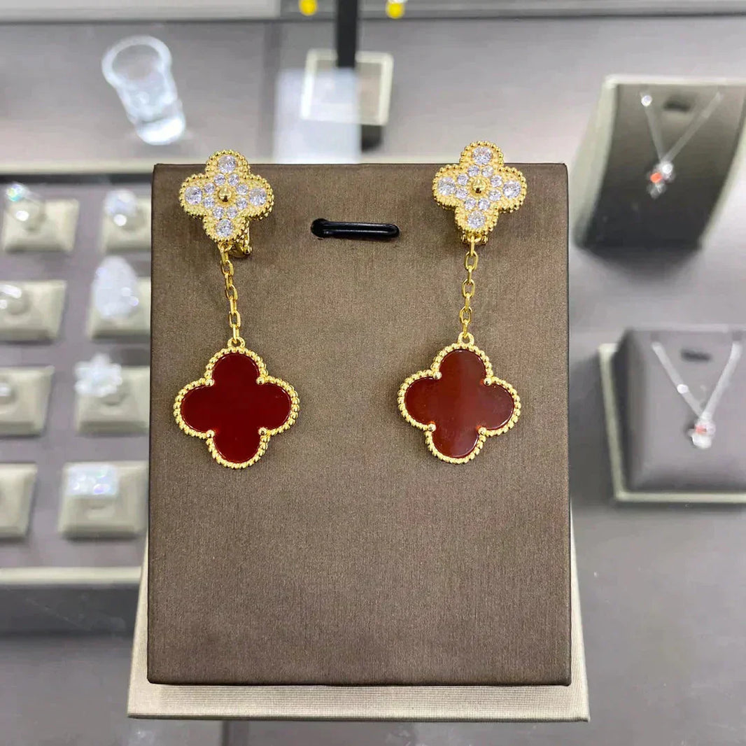 [LUCKY LOVE]CLOVER  2 MOTIFS  DIAMOND  EARRINGS (MULTIPLE CHOICESç´