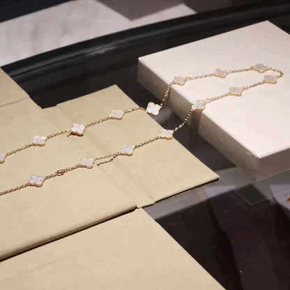 [LUCKY LOVE]CLOVER 20 MOTIFS WHITE MOP NECKLACE