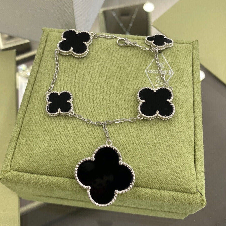 [LUCKY LOVE]CLOVER 5 MOTIFS SIVLER ONYX BRACELET