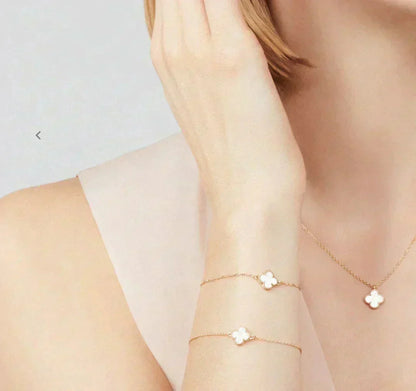 [LUCKY LOVE]CLOVER MINI 9.5MM WHITE MOTHER-OF-PEARL NECKLACE