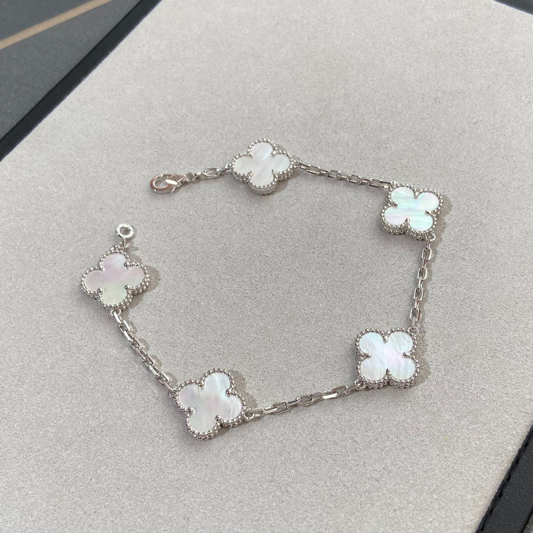 [LUCKY LOVE]CLOVER SILVER MOP 5 MOTIF BRACELET