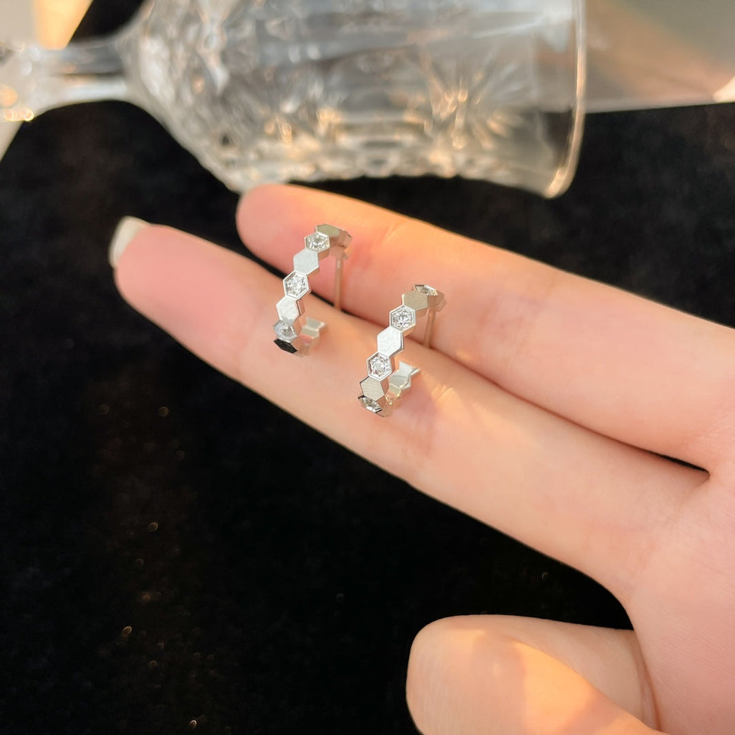 [LUCKY LOVE]BEE LOVE DIAMOND HOOP EARRINGS