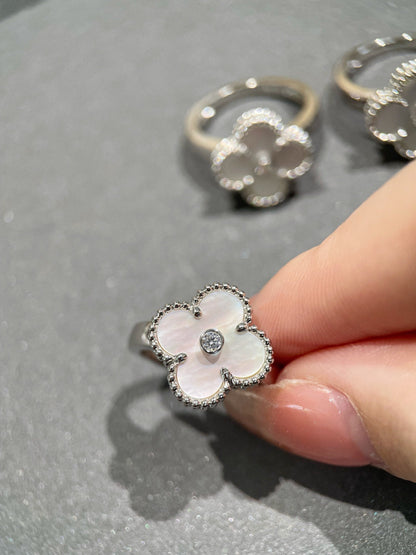 [LUCKY LOVE]CLOVER SILVER MOP DIAMOND RING