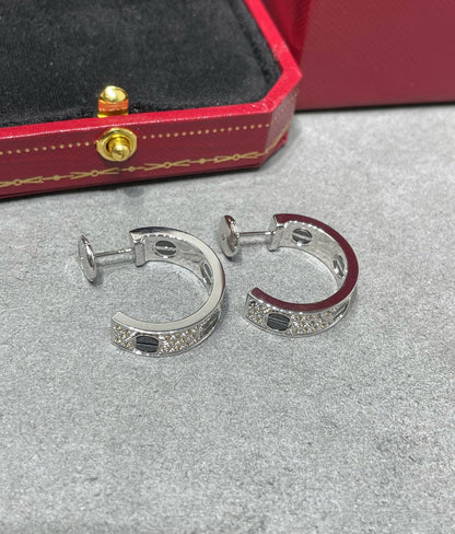 [LUCKY LOVE]LOVE CERAMIC DIAMOND PAVED SILVER EARRINGS