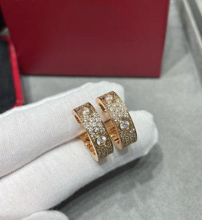[LUCKY LOVE]LOVE 5.5MM DIAMOND PAVED EARRINGS