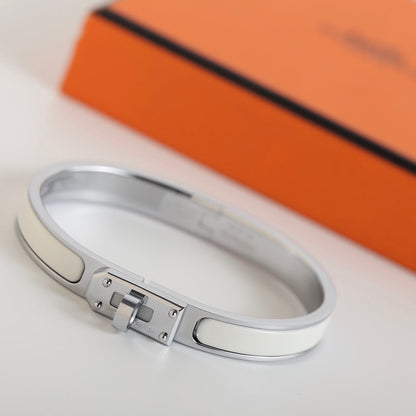 [LUCKY LOVE]HM KELLY WHITE BRACELET