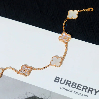 [LUCKY LOVE]CLOVER WHITE PEARL MOP 5 MOTIF BRACELET COLLECTION