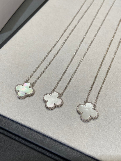 [LUCKY LOVE]CLOVER MEDIUM SILVER WHITE MOP NECKLACE