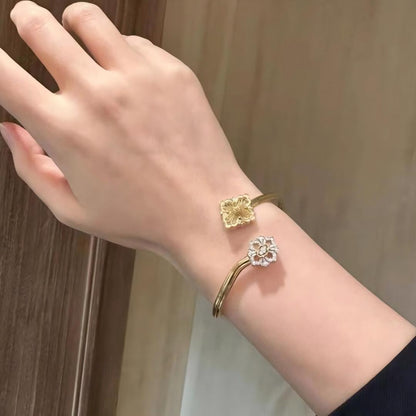 [LUCKY LOVE]OPERA TULLE  GOLD BRACELET WITH ENAMEL BACKGROUND