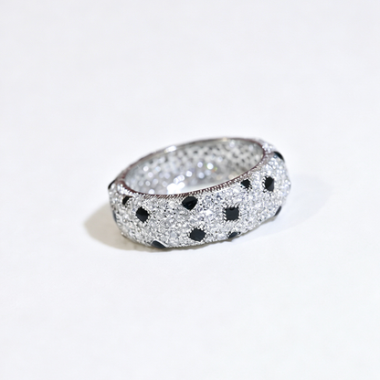 [LUCKY LOVE]PANTHERE SPOTTED FULL DIAMOND RING