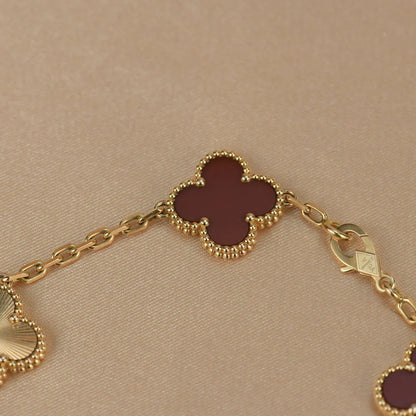 [LUCKY LOVE] CLOVER 5 MOTIF RED CORNELIAN BRACELET COLLECTION
