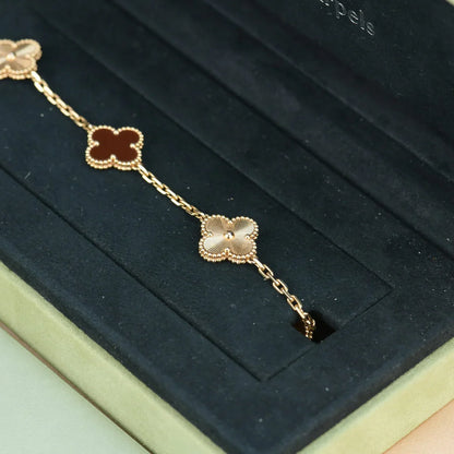 [LUCKY LOVE] CLOVER 5 MOTIF RED CORNELIAN BRACELET COLLECTION
