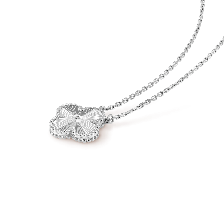 [LUCKY LOVE]CLOVER 15MM LASER NECKLACE SILVER