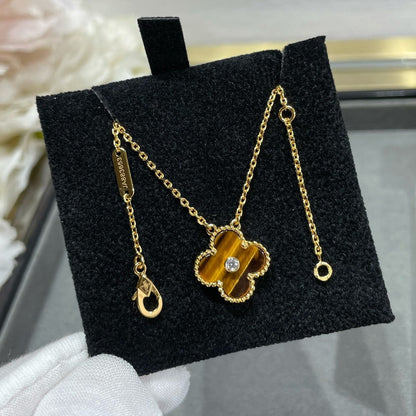 [LUCKY LOVE]CLOVER 15MM DIAMOND AND YELLOW TIGER'S EYE AGATE necklace