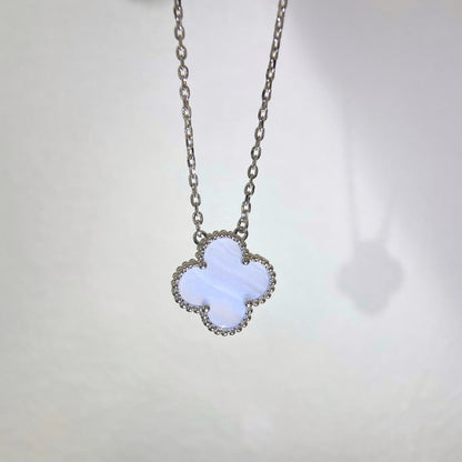 [LUCKY LOVE]CLOVER 15MM BLUE CHALCEDONY NECKLACE SILVER
