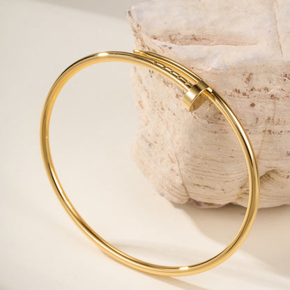 [LoveLucky] Clover White Mother-of-Pearl & JUSTE Bracelet Stack Set