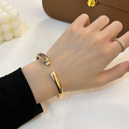 [LUCKY LOVE]PANTHERE OPEN BRACELET